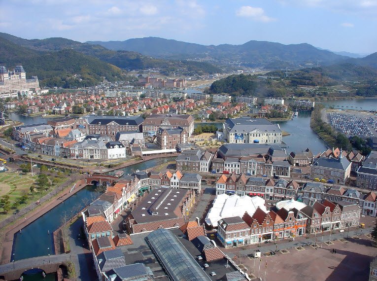 Huis Ten Bosch, Japan